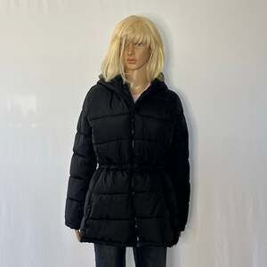 Cozy core GAP ColdControl Max Black Puffer Jacket Hooded Water Resistant Medium